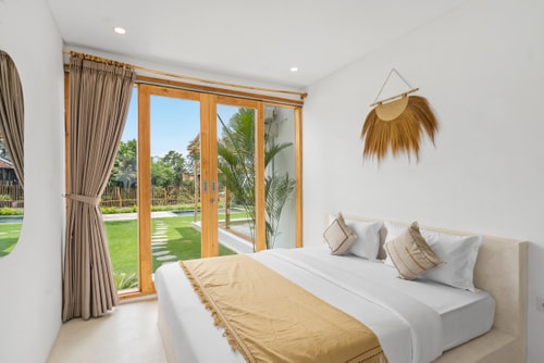 Gigi Sun - 3 Bedroom Villa with Pool, Canggu in Canggu, Bali — image 6