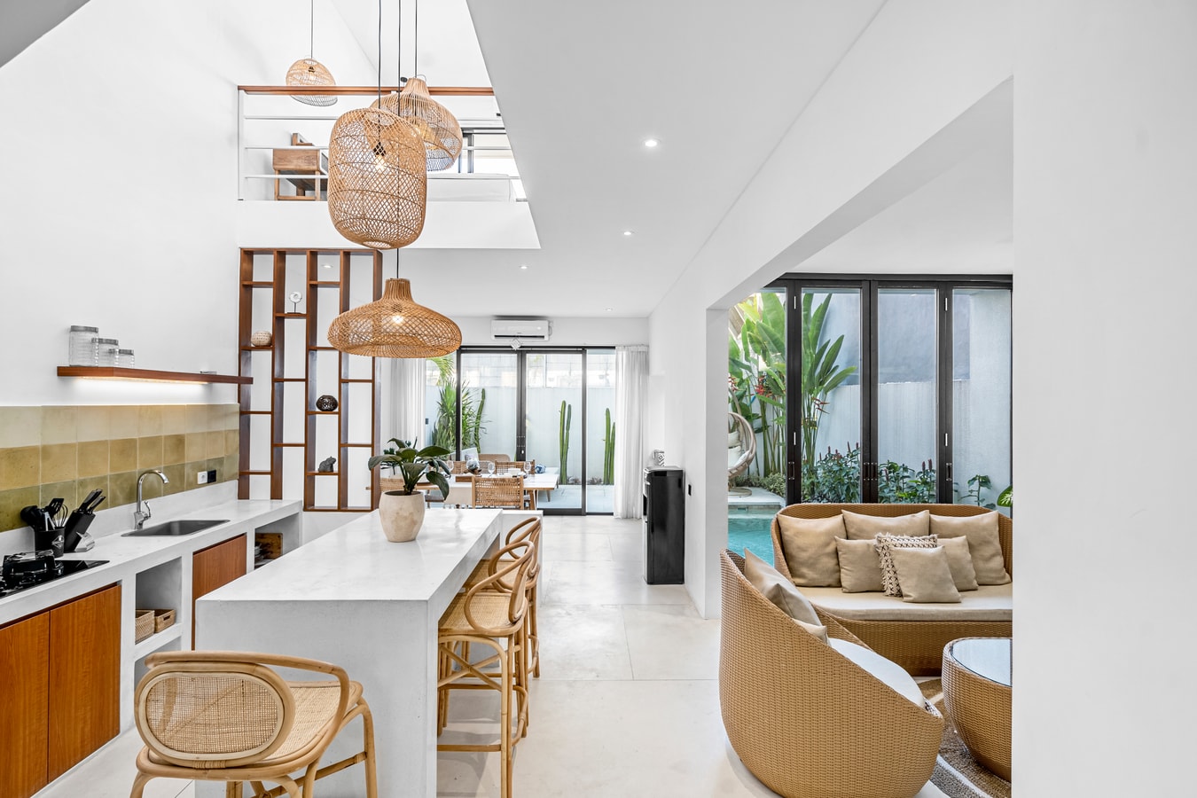 Besso - Balcony, Rooftop & Pool Villa, Umalas in Canggu, Bali — image 7