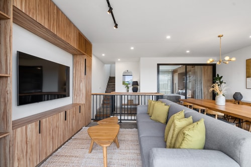 Berawa Townhouse 7 - Pool & Rooftop Jacuzzi in Canggu, Bali — image 4