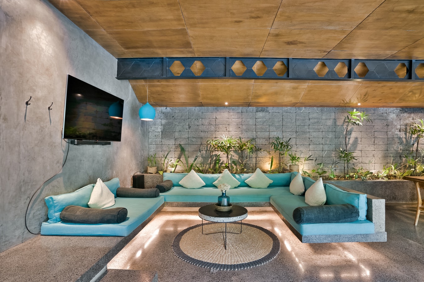 Love Supreme - 5BR Villa with Pool, Batu Bolong in Canggu, Bali — image 9