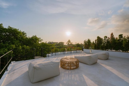Luxury 3BR Villa with Private Pool & Rooftop Views in Canggu, Bali — image 8