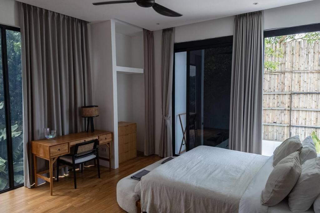 3BR Ocean Breeze Getaway w/ Private Pool & Rooftop in Canggu, Bali — image 13
