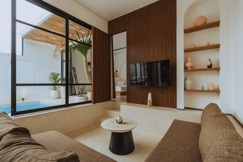 1BR Mediterranean Central Canggu Stay | Sleek Pool in Canggu, Bali — image 1