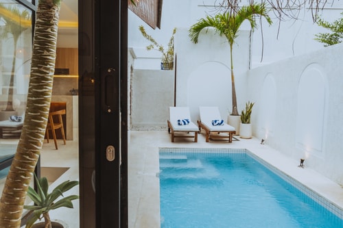 1BR Mediterranean Central Canggu Stay | Sleek Pool in Canggu, Bali — image 14