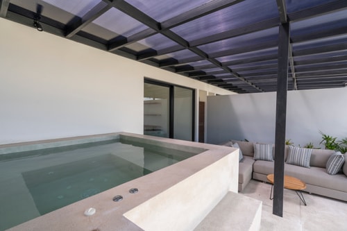 Berawa Townhouse 7 - Pool & Rooftop Jacuzzi in Canggu, Bali — image 12