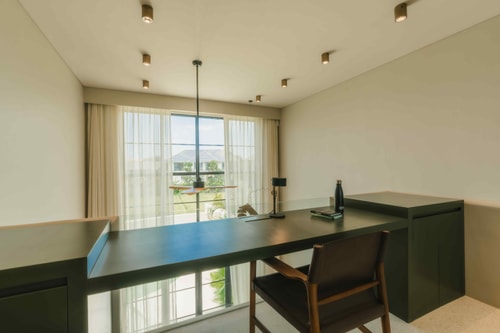 Berawa Elegant 2BR Villa w/ Paddy Views & Pool in Canggu, Bali — image 6