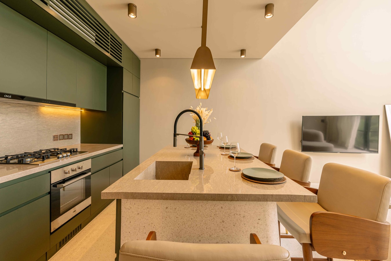 Canggu Elegant 2BR Villa w/ Paddies & Private Pool in Canggu, Bali — image 15