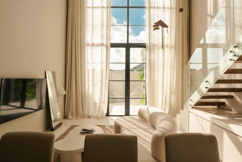 Berawa Elegant 2BR Villa w/ Paddy Views & Pool in Canggu, Bali — image 8