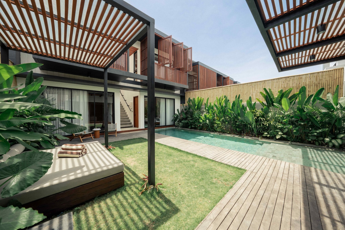 Canggu 4BR Modern Tropical VIlla w/ Pool & Rooftop in Canggu, Bali — image 19