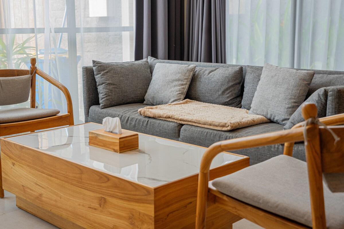 Walkable Hotspot Haven 3 Bedroom Private Villa in Canggu — image 6
