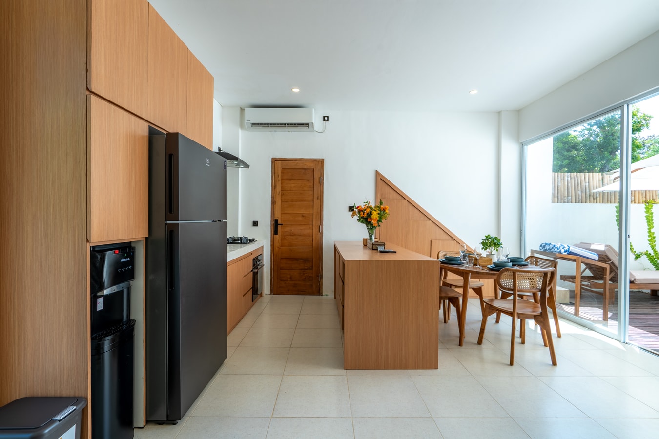 2BR Uluwatu Villa: Pool & Sunset Deck | Near Beach in Ungasan, Bali — image 7