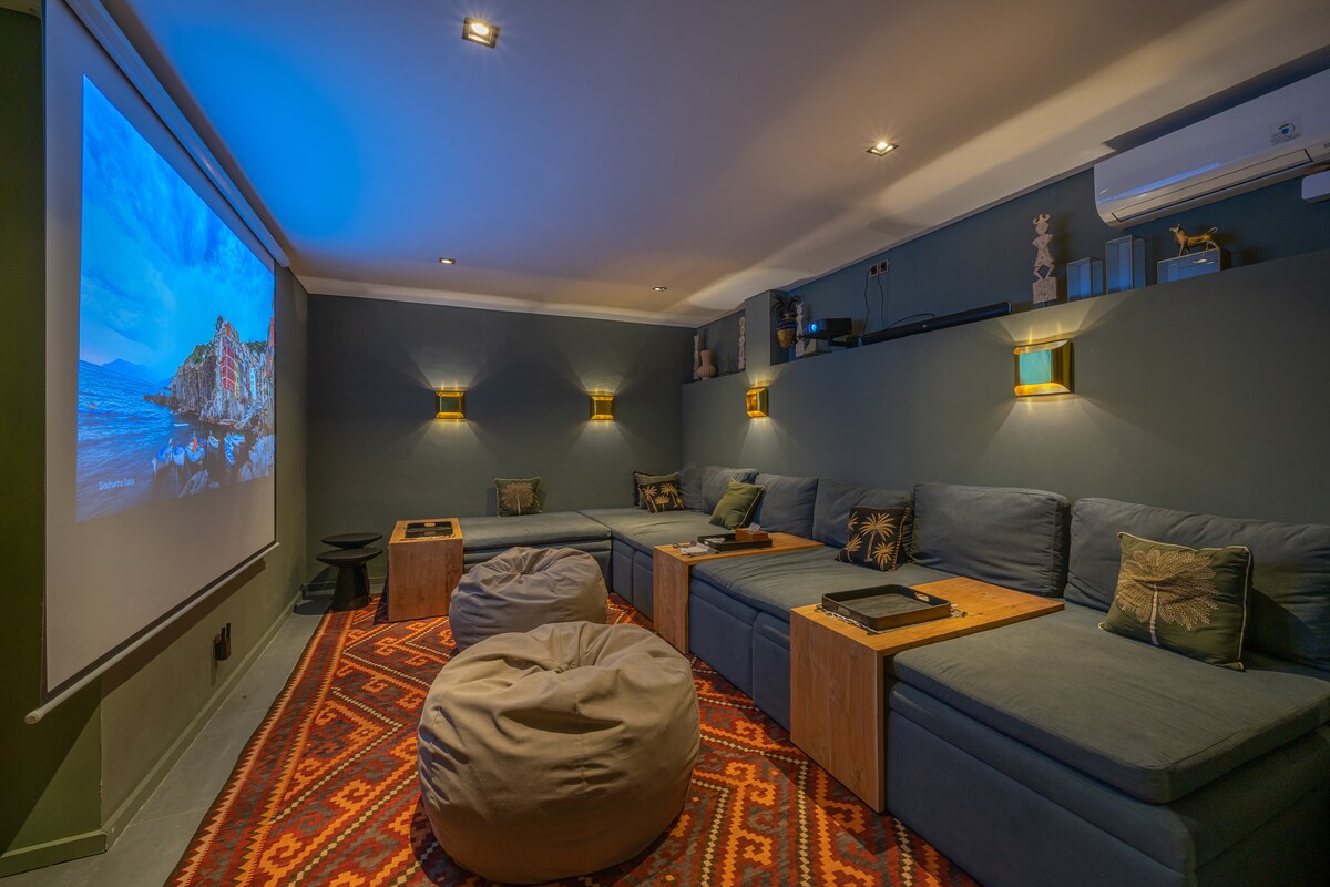The Bull House — 6BR Villa Rental in Seminyak — image 1