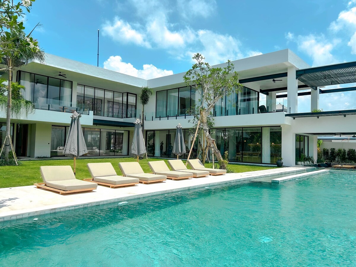 Zen Japanese Estate 6 Bedroom Private Villa in Canggu — image 11