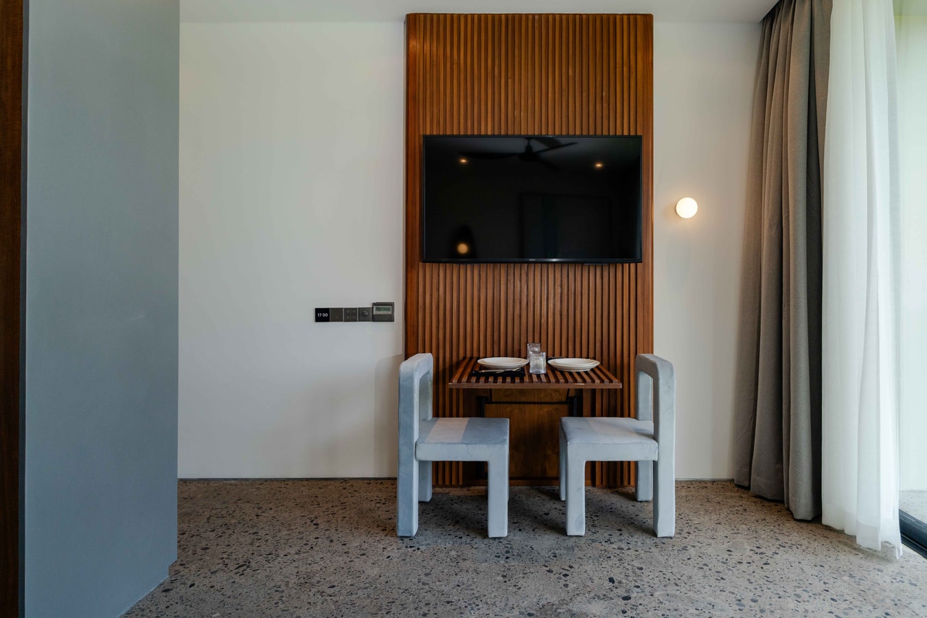 Stylish One-Bedroom Suite in Nuanu, Canggu in Canggu, Bali — image 15