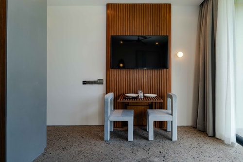 Stylish One-Bedroom Suite in Nuanu, Canggu in Canggu, Bali — image 14