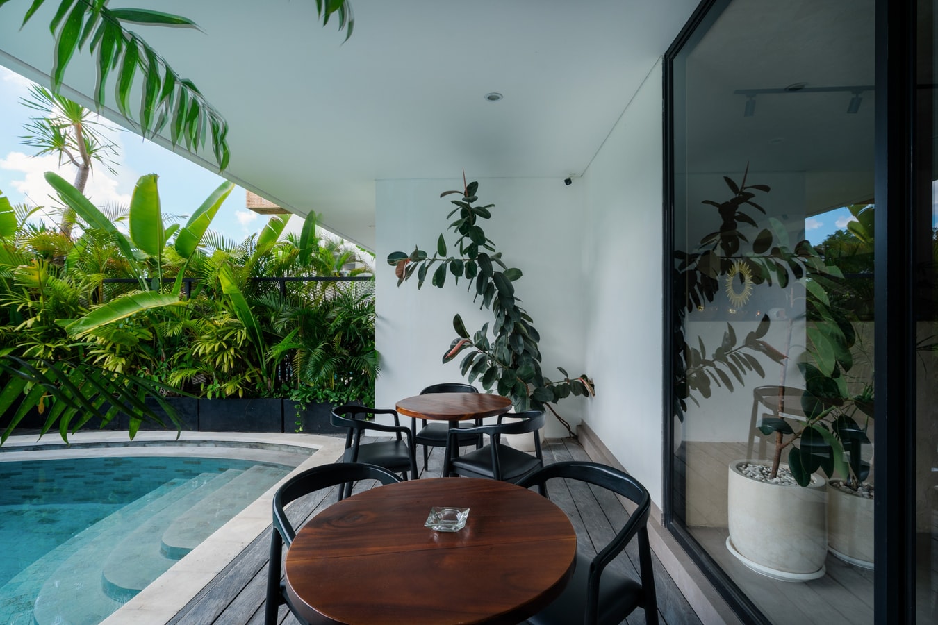 One Bedroom Suite Natural Design in Canggu, Bali — image 15