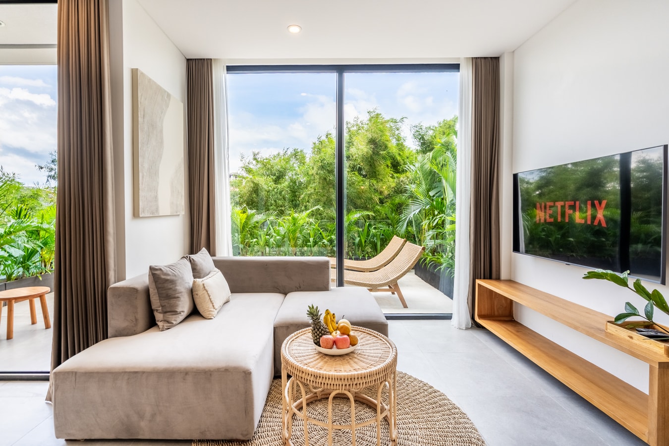 One - Bedroom Suite with Terrace in Canggu, Bali