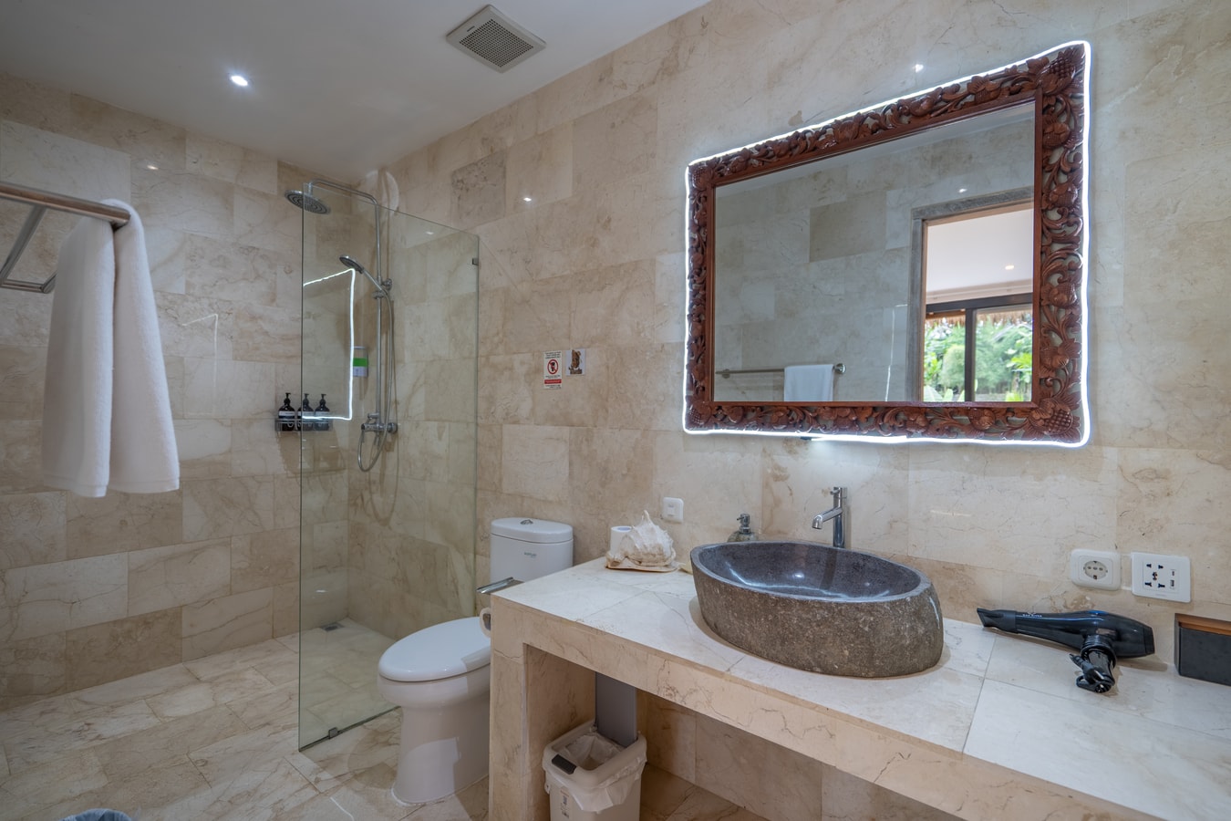 Suite King in Ubud — image 18