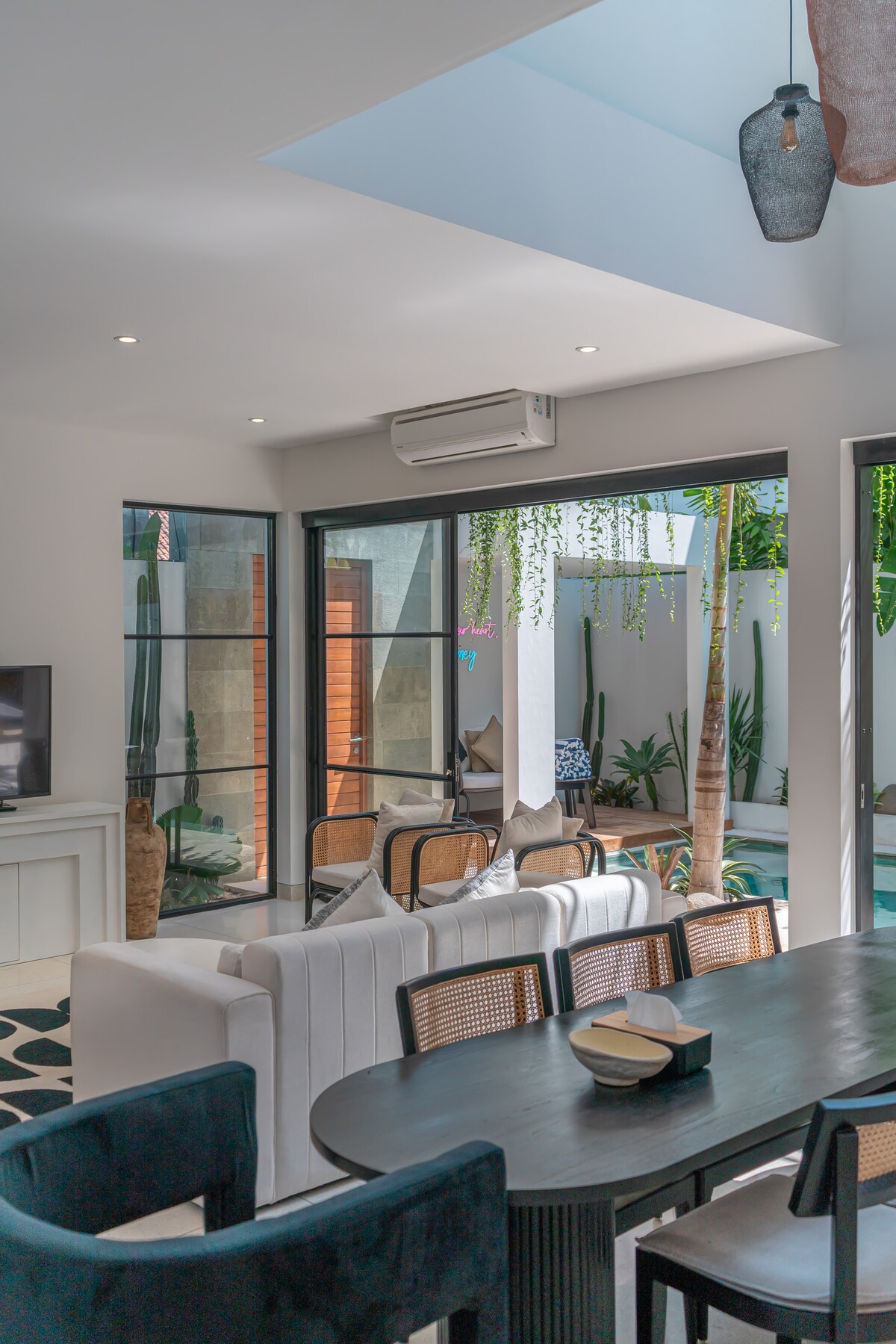 Casa Embra — 4BR Villa Rental in Canggu — image 6