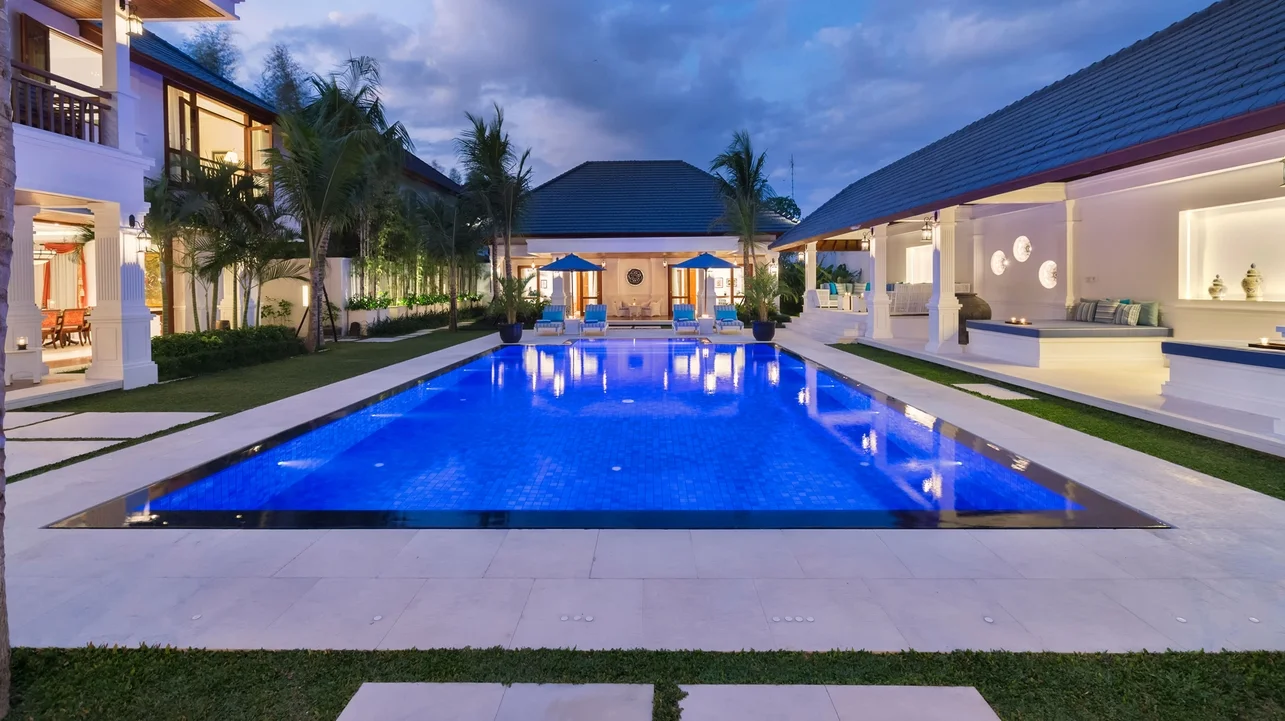 6-Bedroom Luxury Villa in Seminyak – BVI4514 — image 4