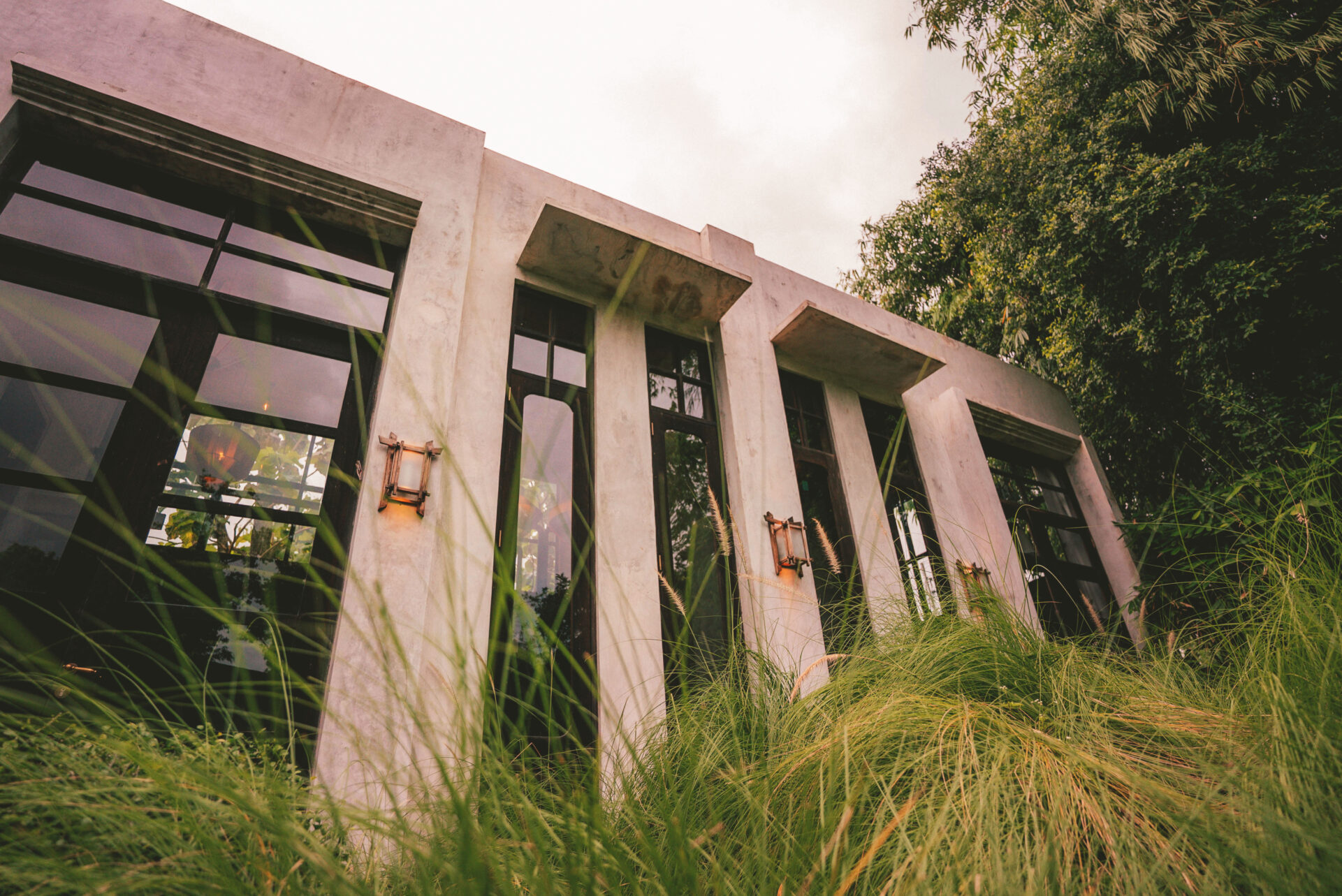 6 bedroom Wabi-Sabi with spacious garden in Pererenan — image 10