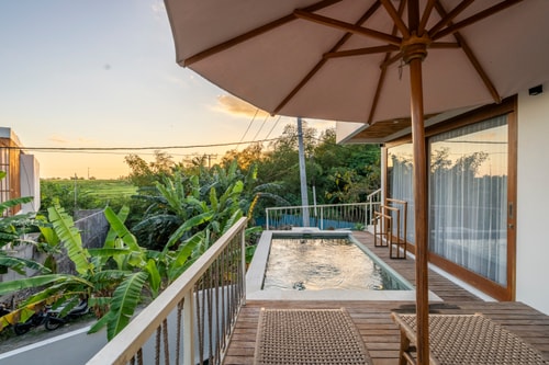 1BR Suite w/ Sunset Poolside Deck & Sunken Sofa in Canggu, Bali — image 16