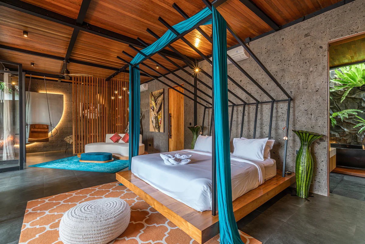 Yeh Gangga — 8BR Villa Rental in Pererenan — image 2