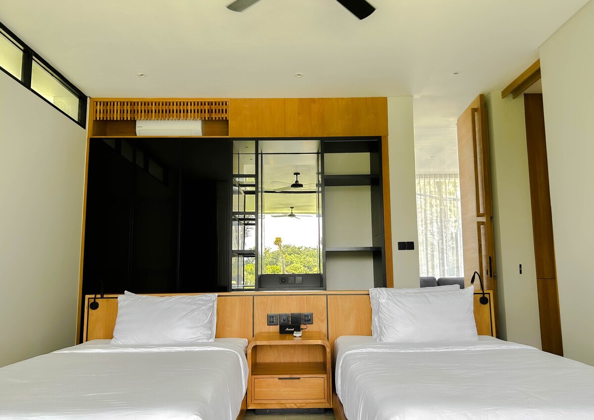 Zen Japanese Estate 6 Bedroom Private Villa in Canggu — image 1