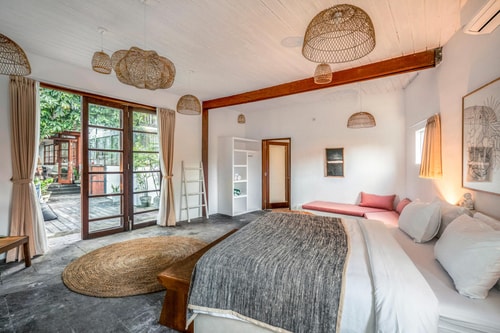 Boutique 1BR Escape near Batu Belig Beach in Canggu, Bali — image 4