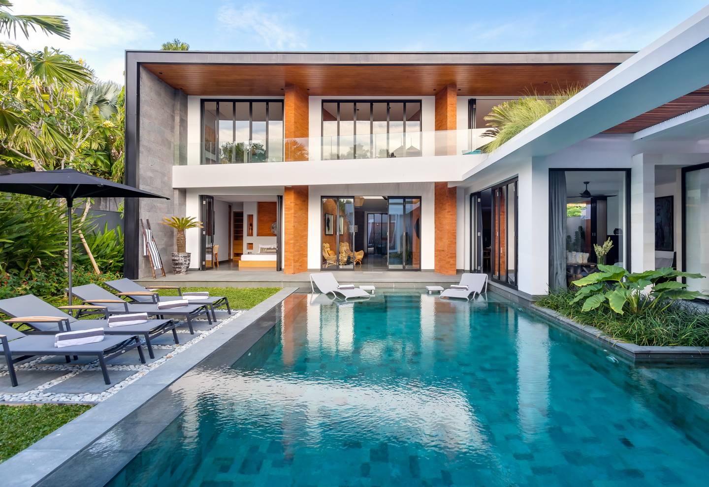 Kerobokan Villa 3907 — image 1