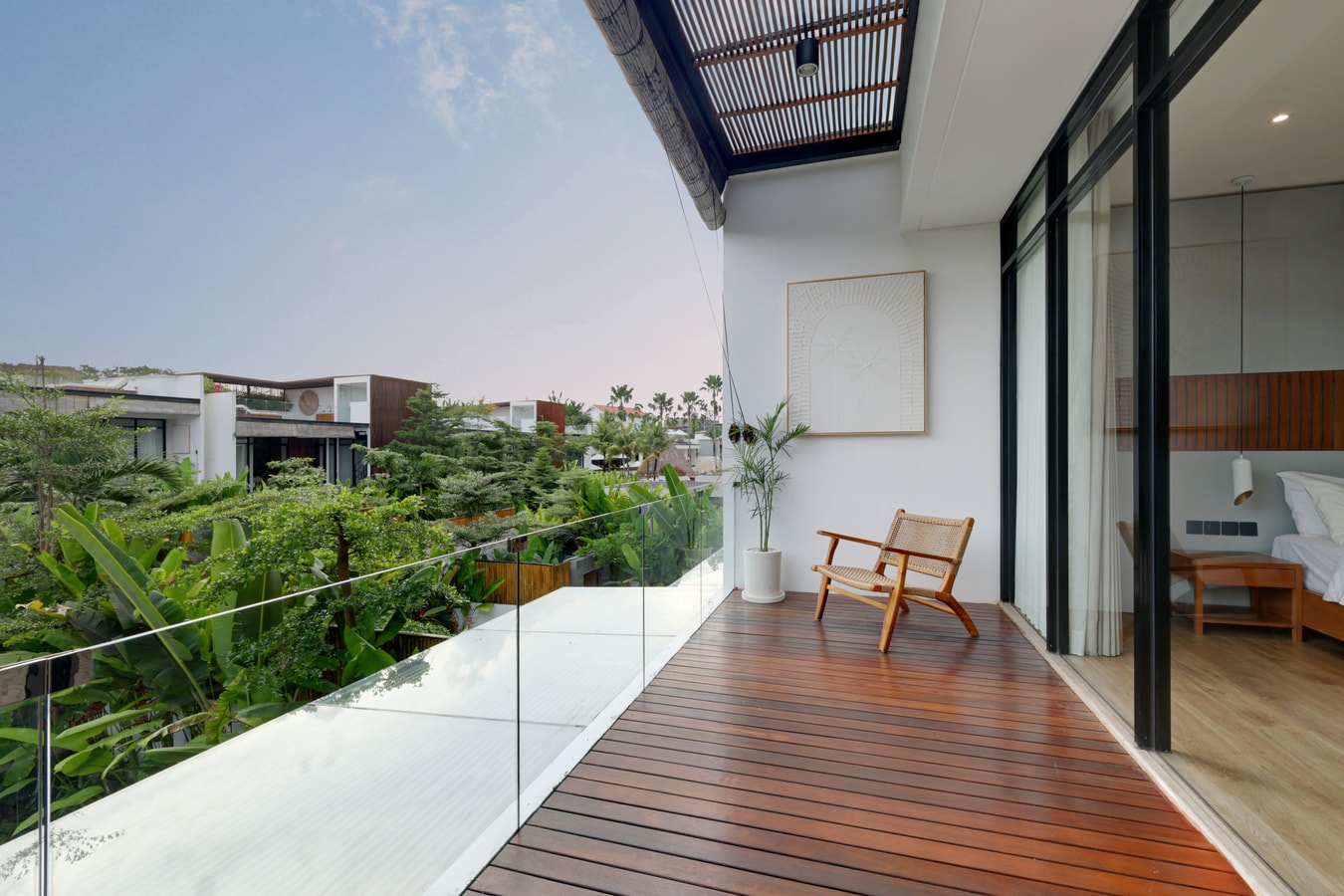 Comfort Stylish 3BR Villa w/ Rooftop & Pool, Canggu in Canggu, Bali — image 9