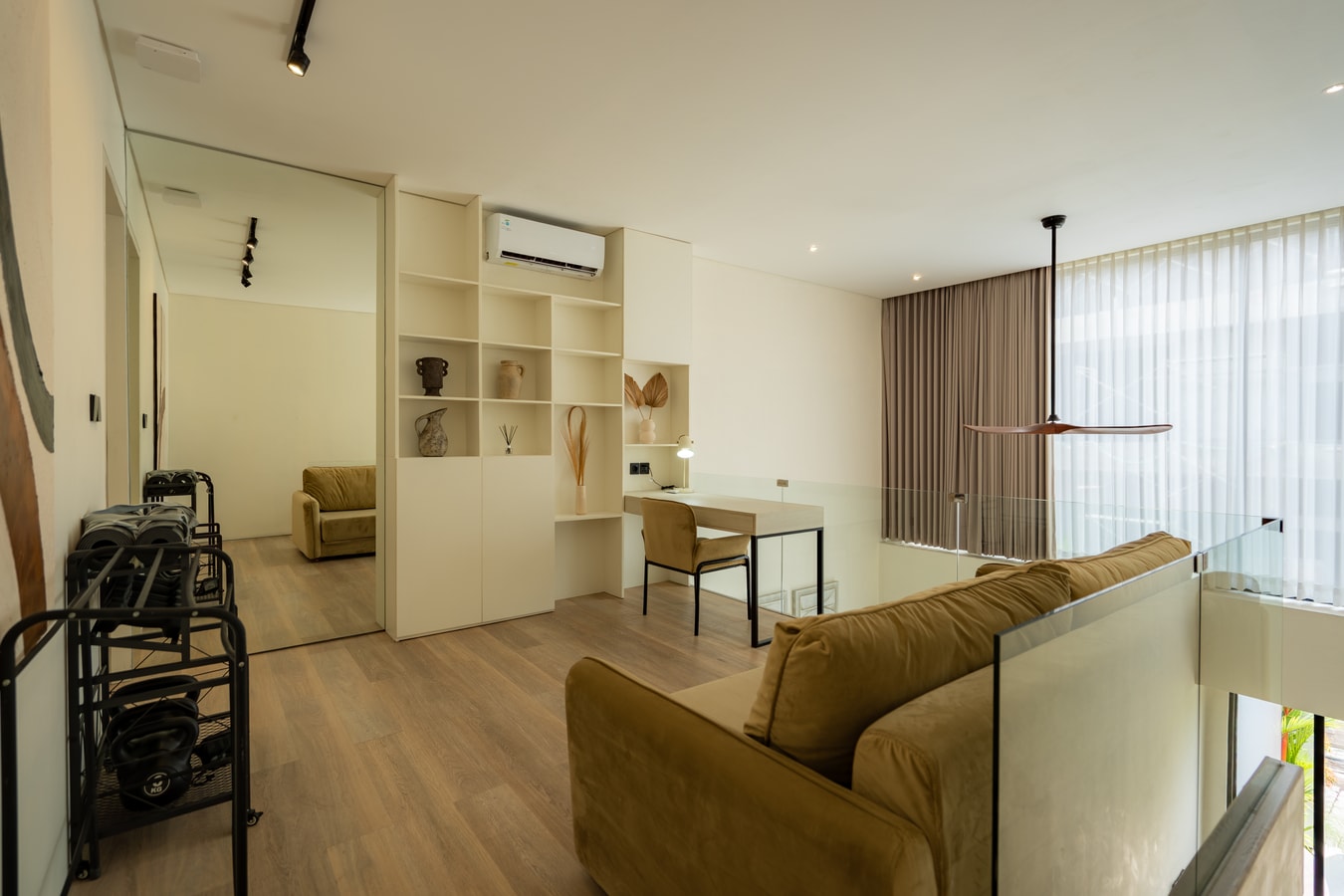 Oasis 8 - 2BR Pool Villa, Near Batu Bolong Beach in Canggu, Bali — image 9