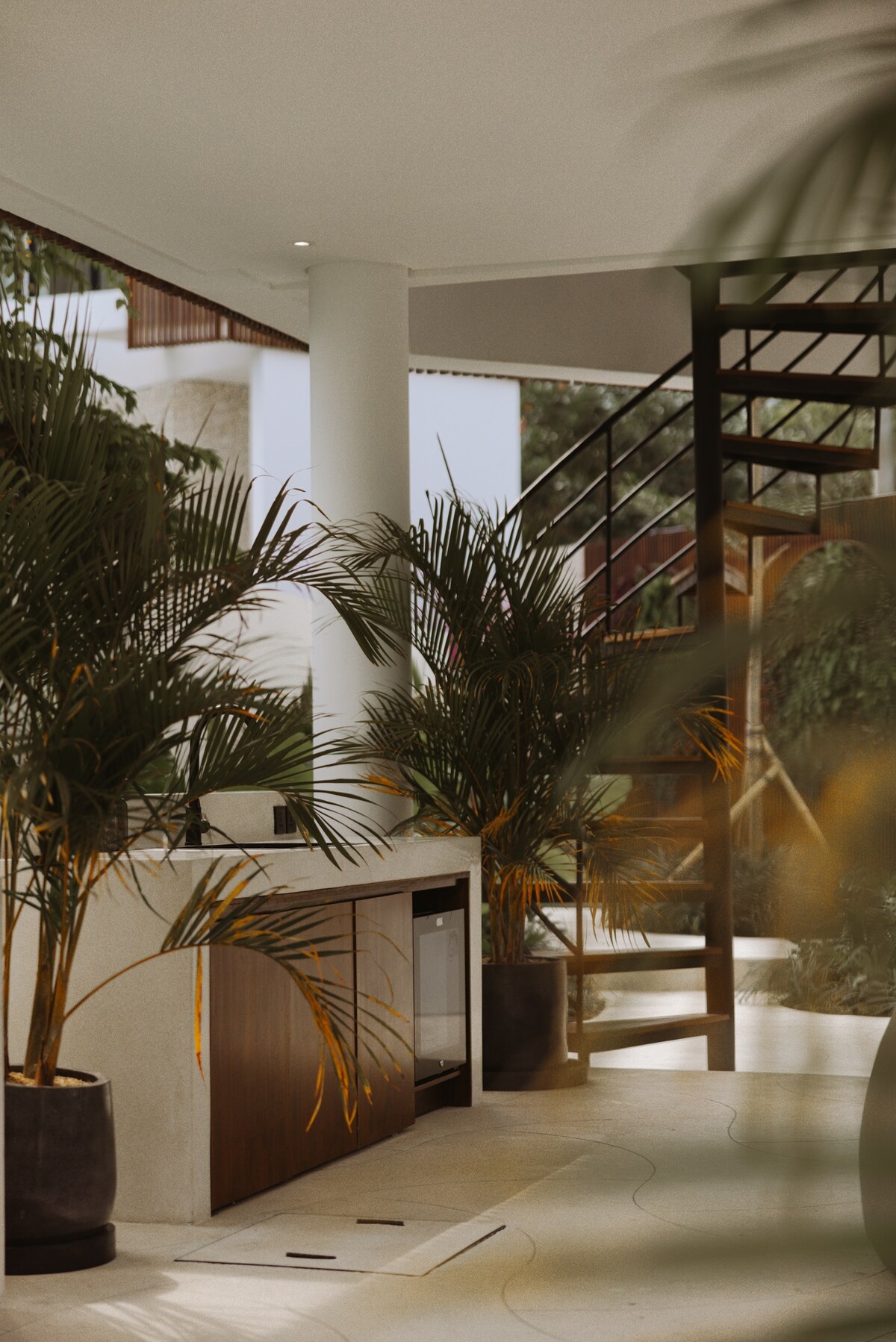 Lush Riverside Estate 5 Bedroom Private Villa in Canggu — image 2
