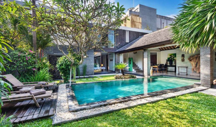 Seminyak Villa 3951 — image 11