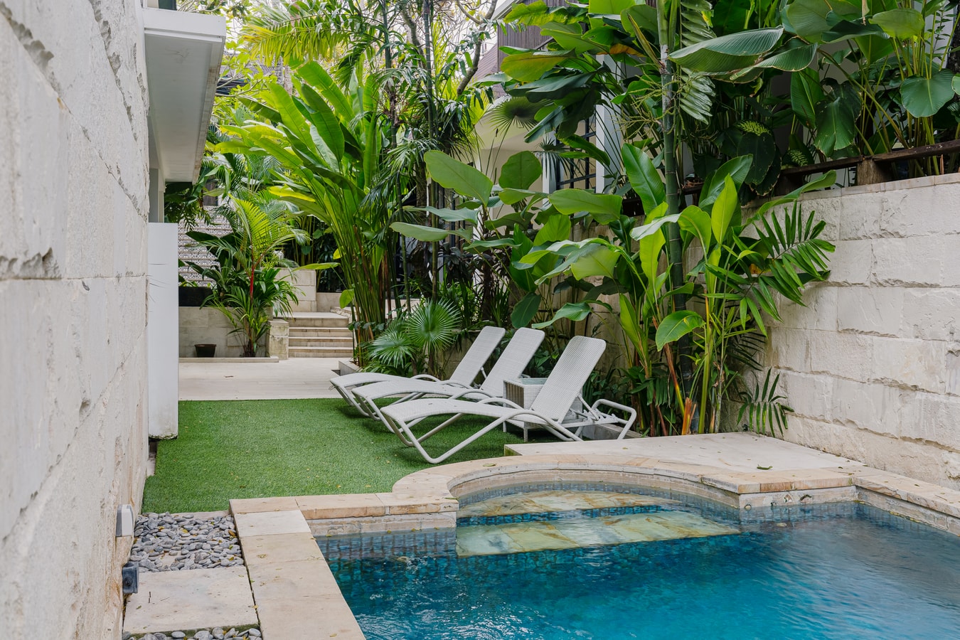 1BR Apart w/ Living Room, Kitchennete & Patio in Kerobokan, Bali — image 13