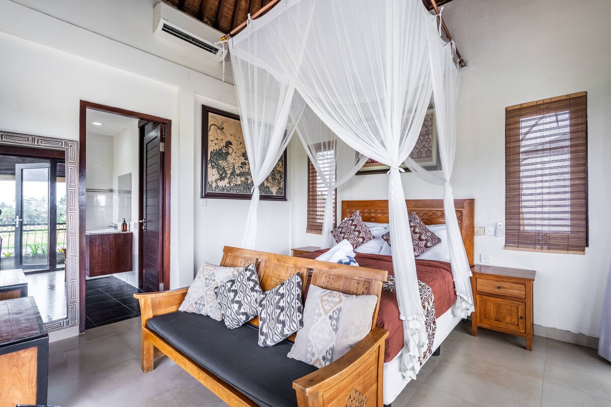 Breathtaking Valley Vista 2 Bedroom Private Villa in Ubud