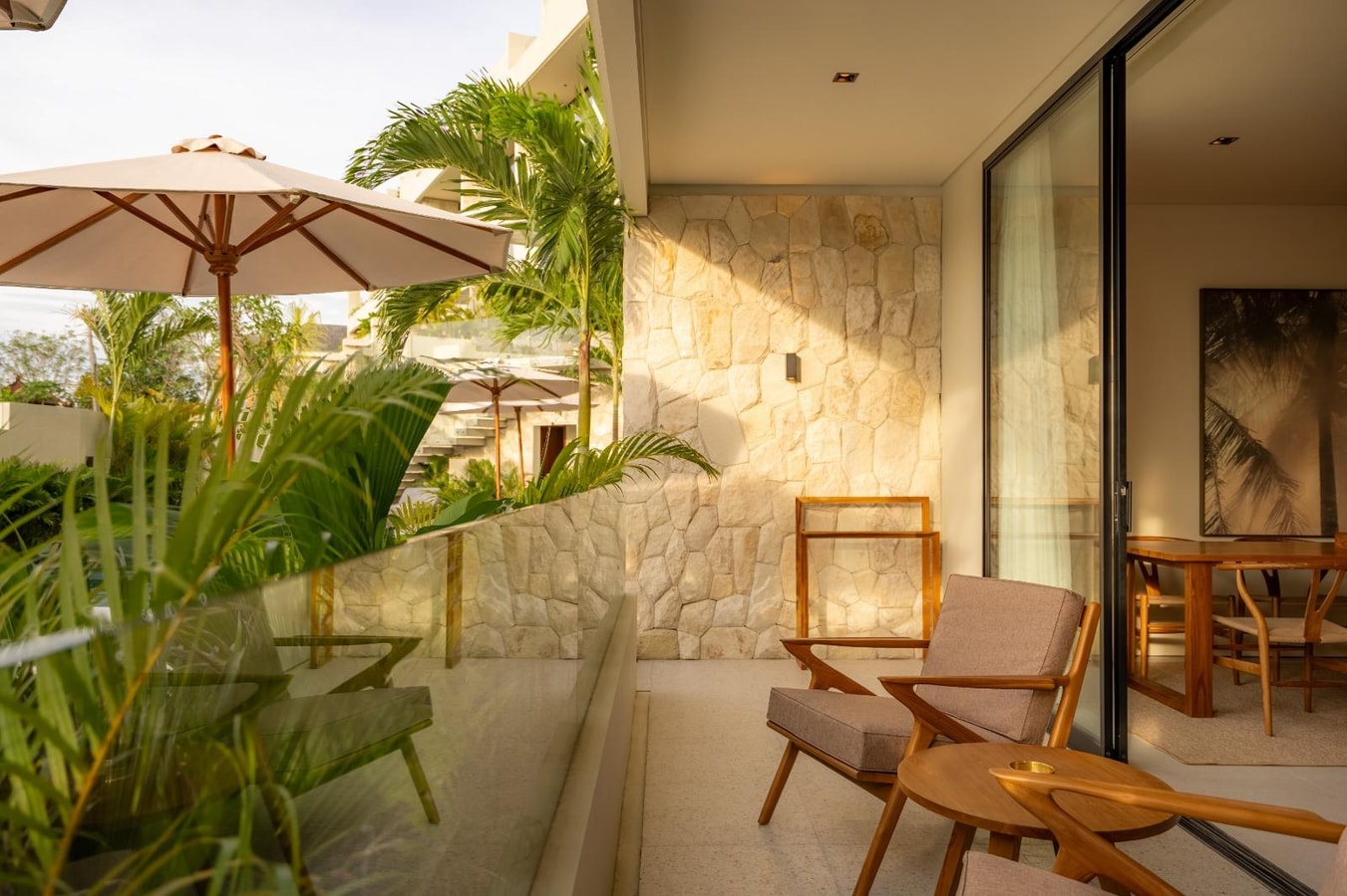 Canggu Scenic 2BR Studio w/ Balcony & Pool Access in Canggu, Bali — image 3