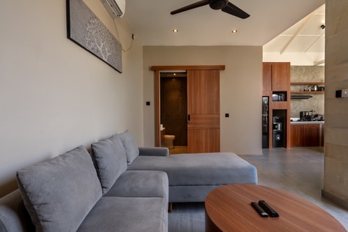 Solencia - 3BR Designer Villa with Pool & Bathtub in Jimbaran, Bali — image 18