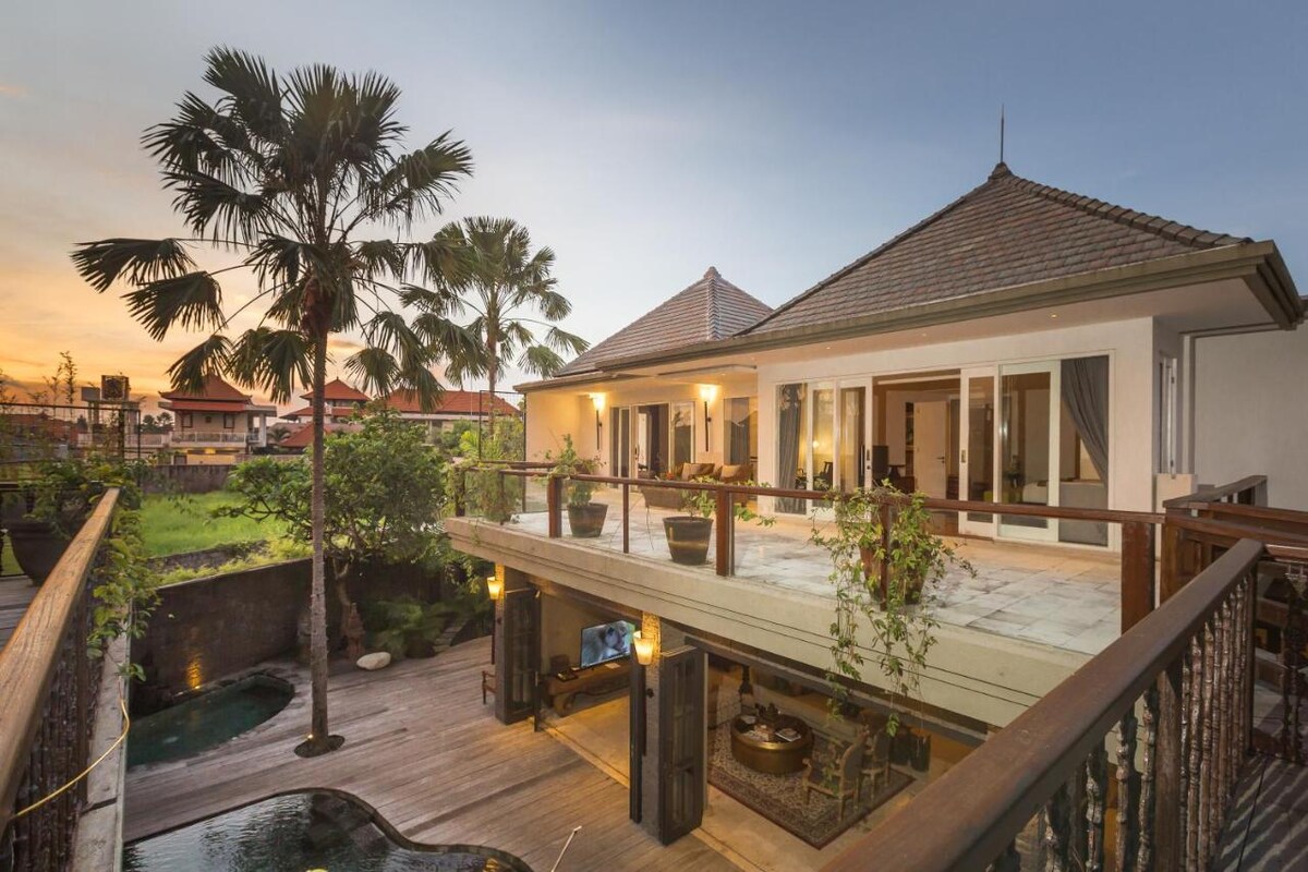 Vintage Luxe Sanctuary 3 Bedroom Private Villa in Canggu