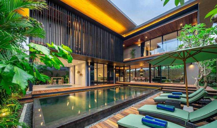 Seminyak Villa 3972 — image 2