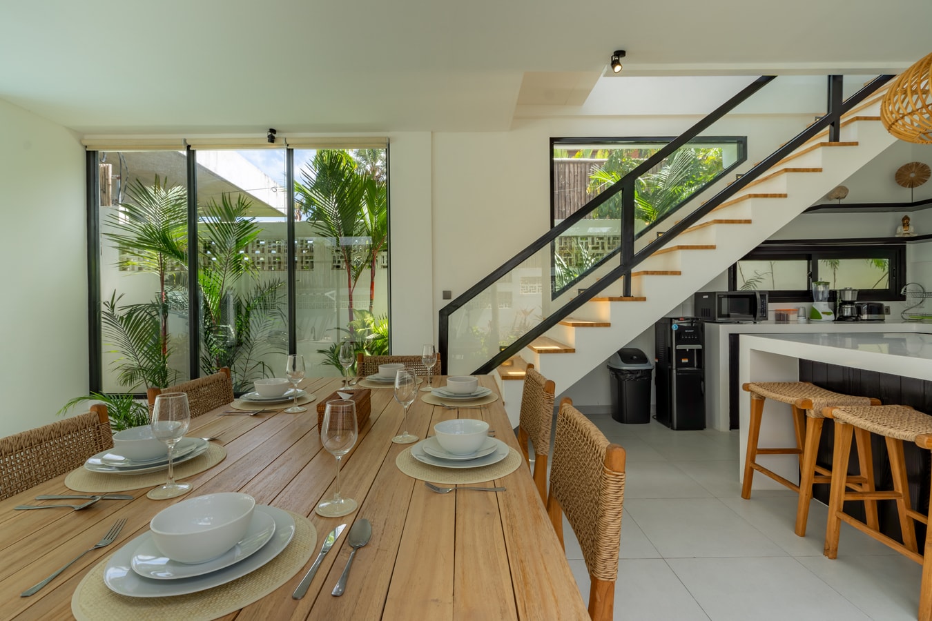 Ecolife Villa - 3BR with Pool and BBQ, Pererenan in Canggu, Bali — image 5