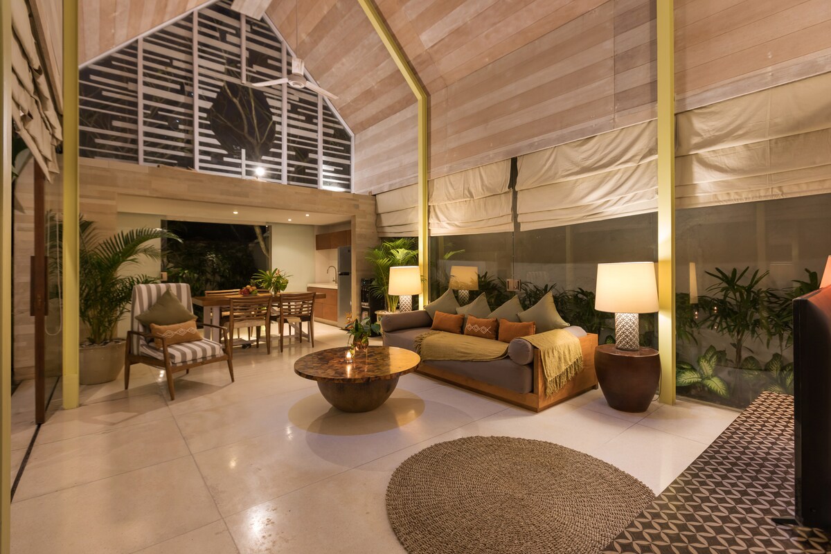 Batu Bolong Surfside 3 Bedroom Private Villa in Canggu — image 1