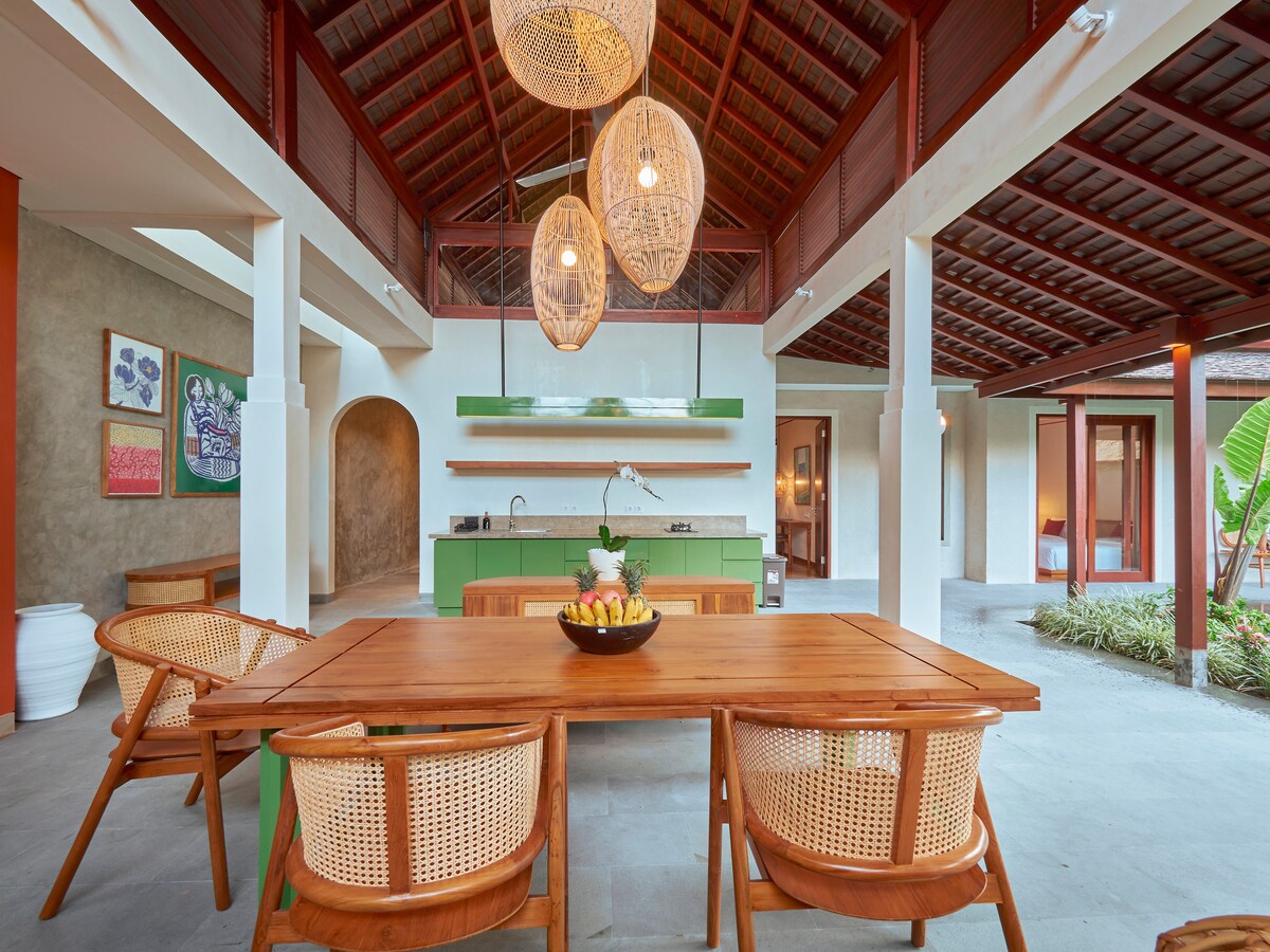 Warm Family Haven 3 Bedroom Private Villa in Canggu — image 2