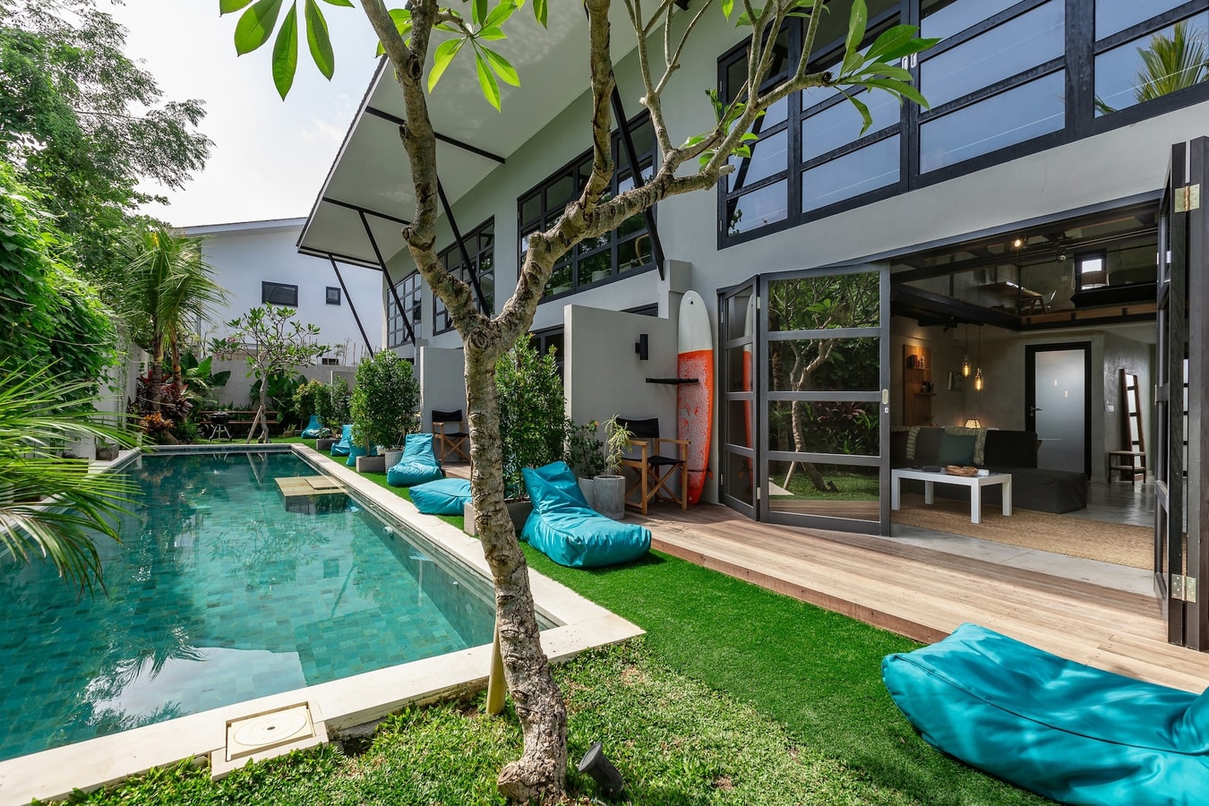 Berawa Loft 2 - 1 Bedroom Loft with Poolside BBQ in Canggu, Bali — image 11