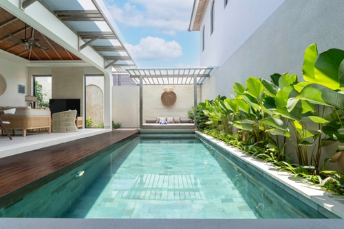 1BR Canggu Villa | Pool & Bathtub, Near Cafés in Canggu, Bali — image 10