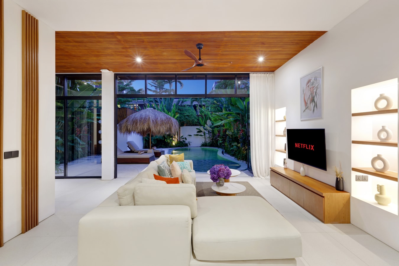 Comfort Stylish 3BR Villa w/ Rooftop & Pool, Canggu in Canggu, Bali — image 11
