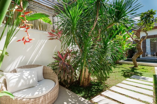 Bernard - Poolside Access & Garden Villa, Uluwatu in Ungasan, Bali — image 8