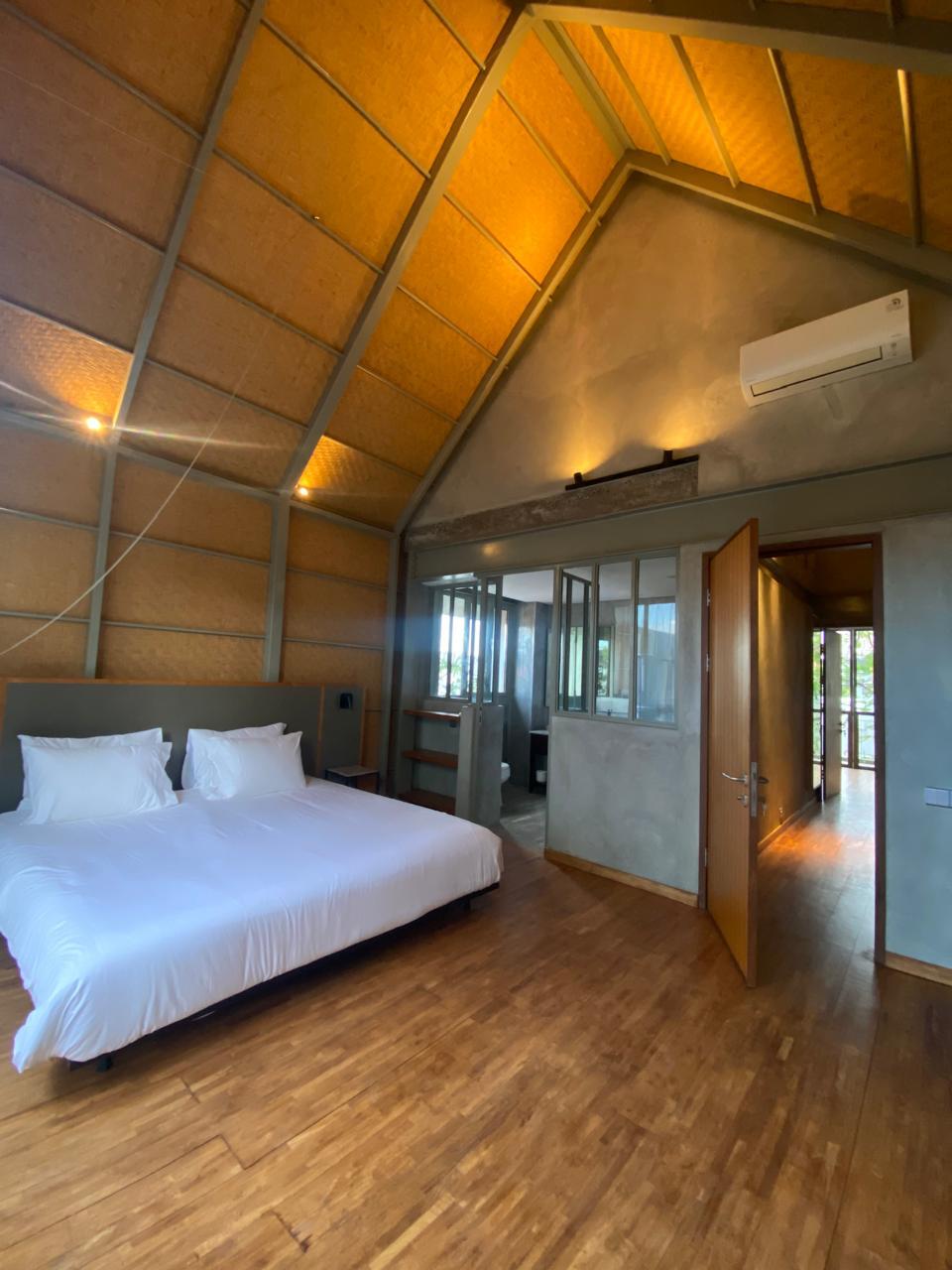Modern 2-Bedroom Villa with Private Office for Yearly Rental in Umalas — image 3