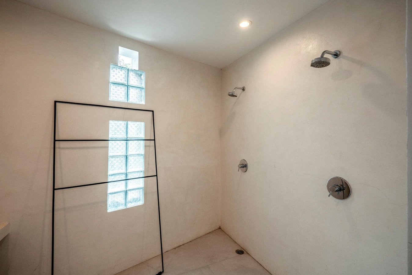 Boutique 1BR Escape near Batu Belig Beach in Canggu, Bali — image 9