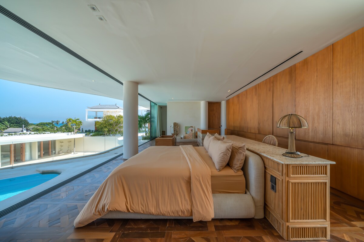 Babylon Villa — 8BR Villa Rental in Seseh — image 1